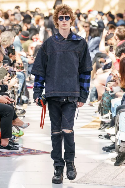 Look 31